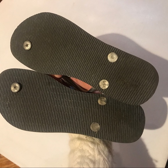 Haviainas gray flip flop sandals  35 US 6 - Picture 2 of 5